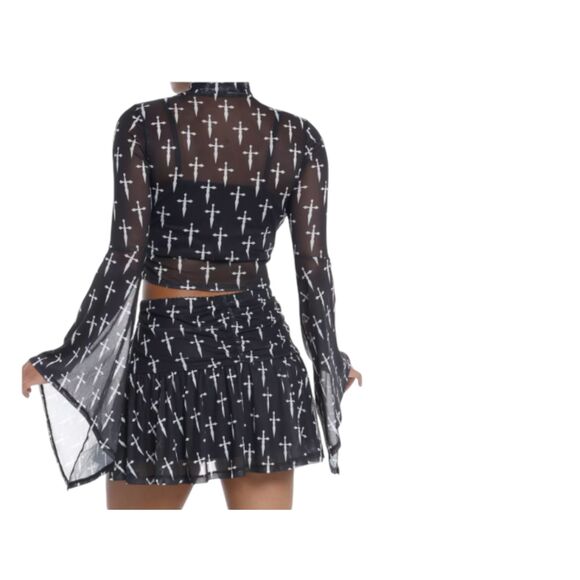 Hot Topic Social Collision Daggers Mesh Flare Sleeve Sheer Blouse 5 (5X) NEW - Picture 5 of 8